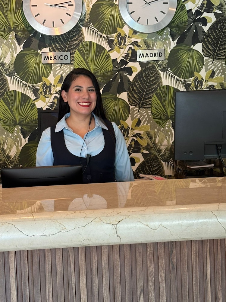 Hotel Portobelo 8/46