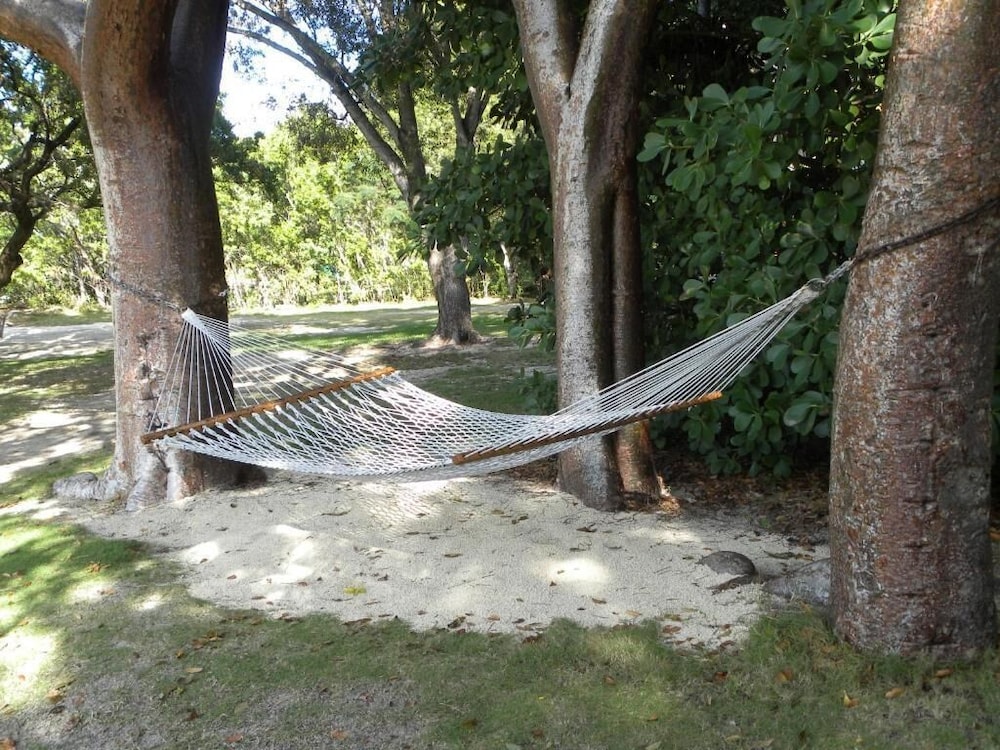 Rock Reef Resort 47/77