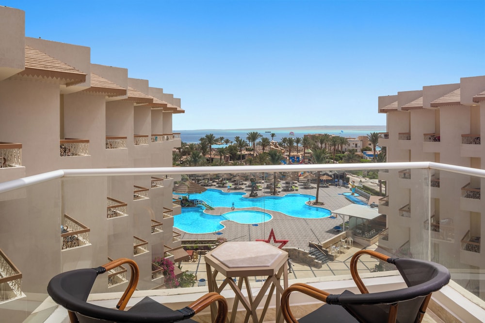 Seagull Beach Resort - Families and Couples Only 22/50