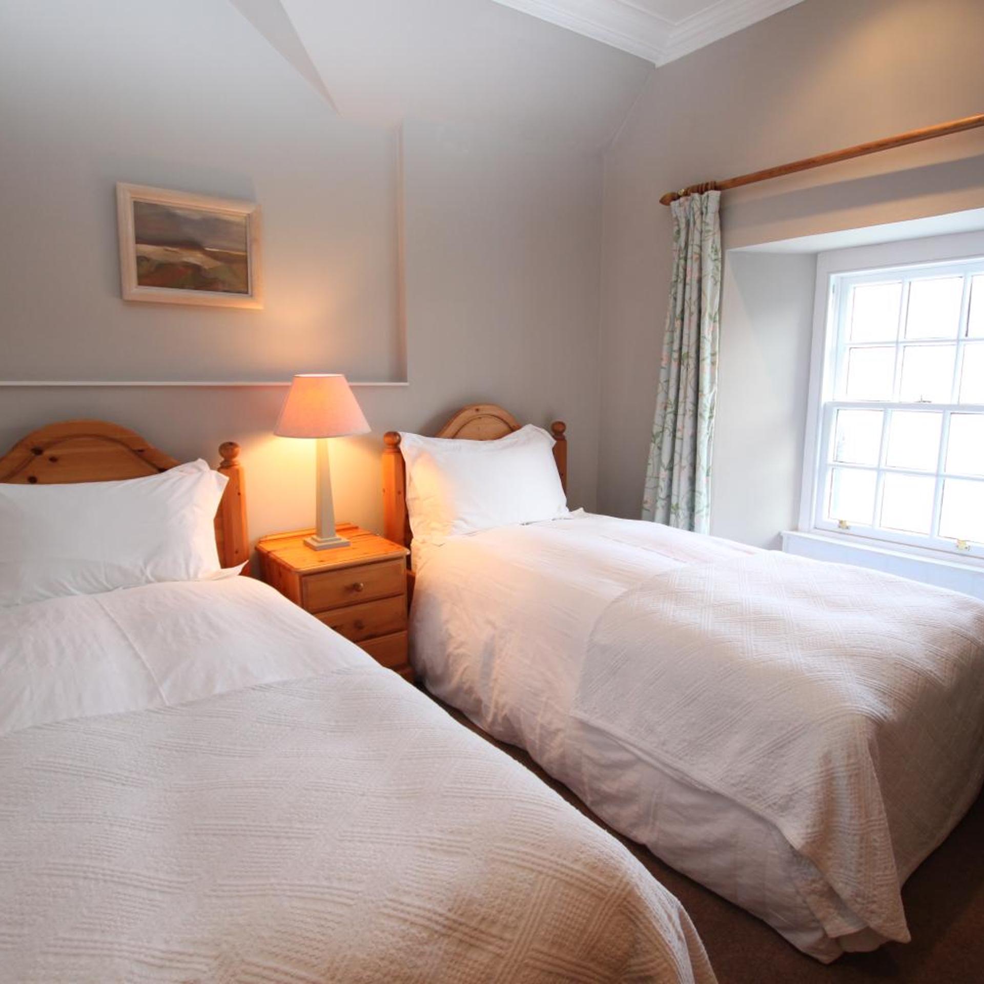 Colonsay Hotel 17/50