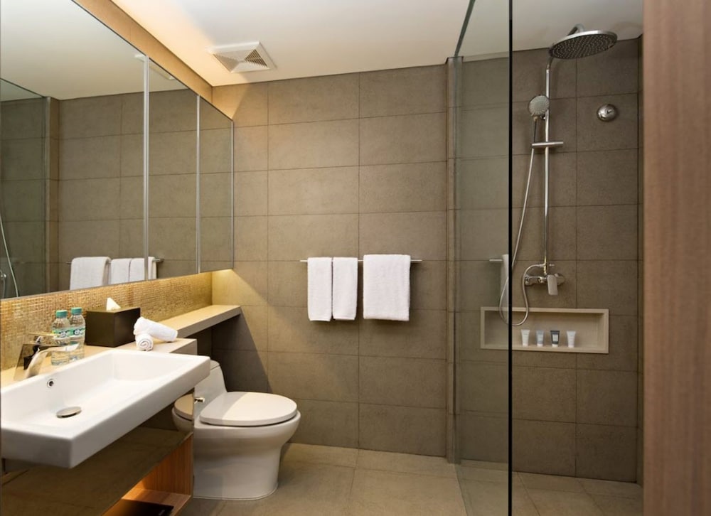 Oakwood Hotel And Residence Surabaya 8/36
