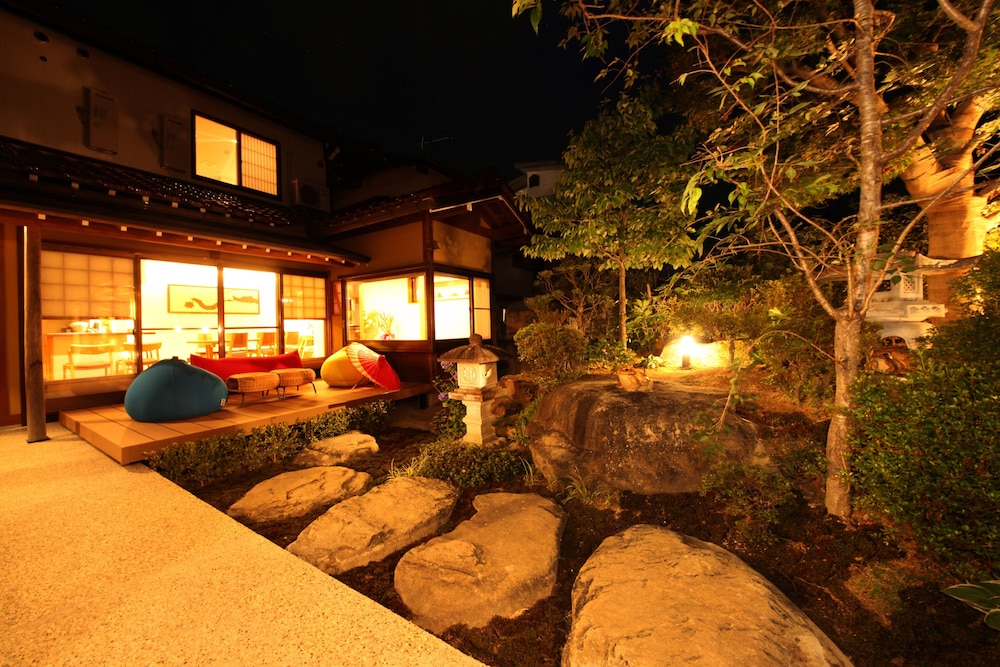 Ichinomatsu Japanese Modern Hotel 34/38