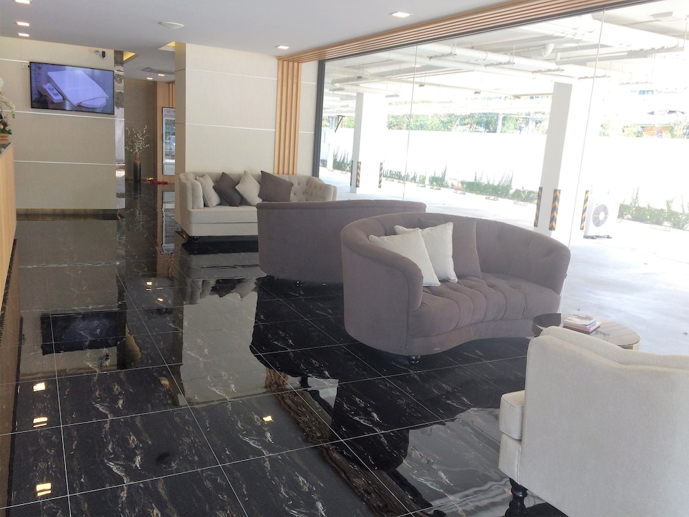 Hinoki Hotel 28/33