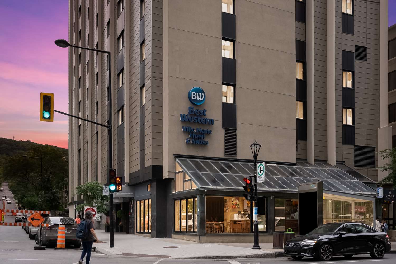 Best Western Ville Marie Montreal Hotel and Suites 44/45