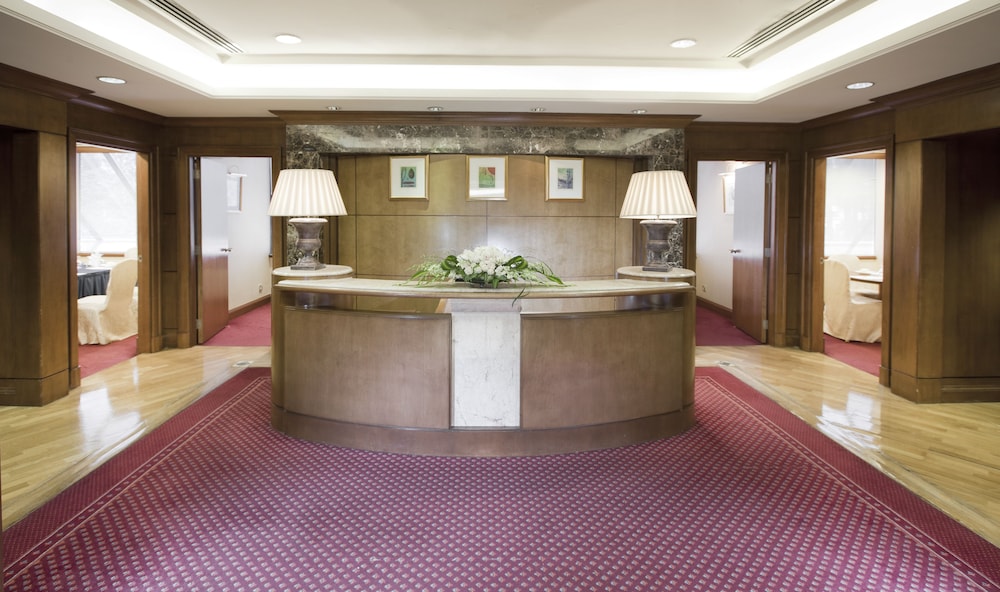 Dorsett Grand Subang 4/64