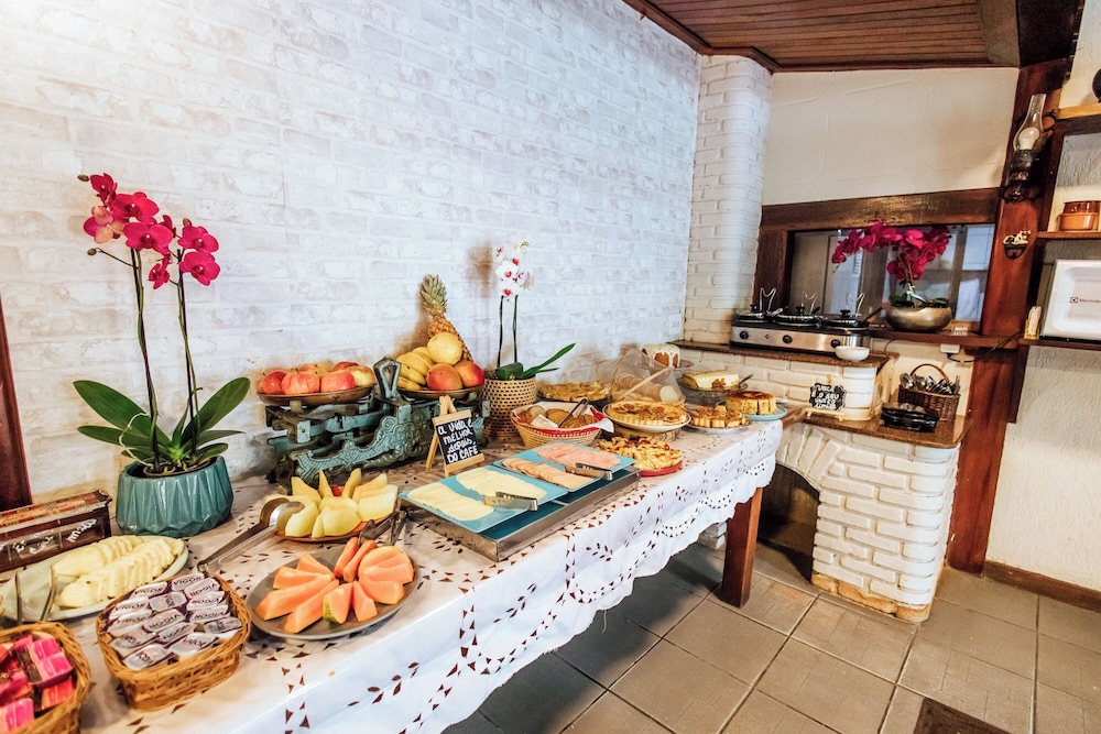 Velinn Caravela Hotel Santa Tereza 35/50