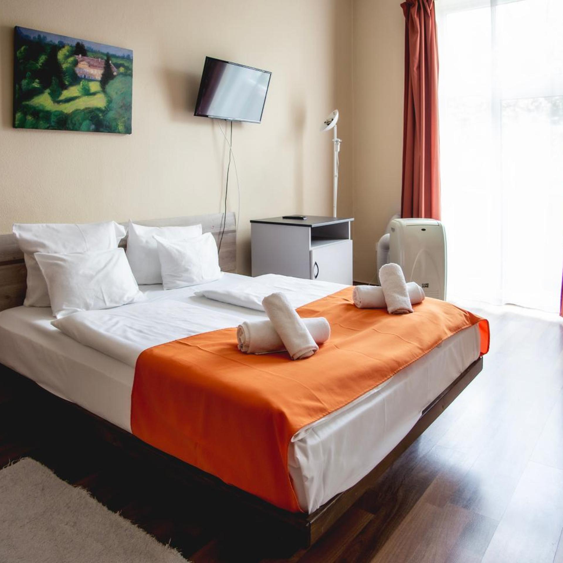 Hotel Kapos 15/50