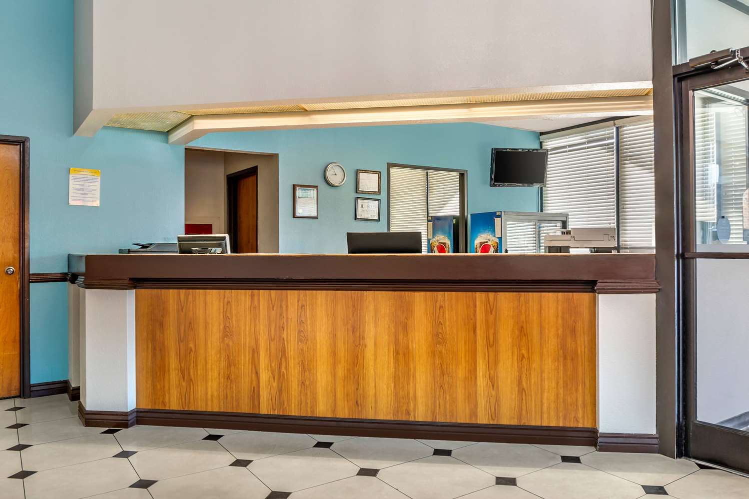 Days Inn Suites By Wyndham Rocky Mount Golden East 11/56