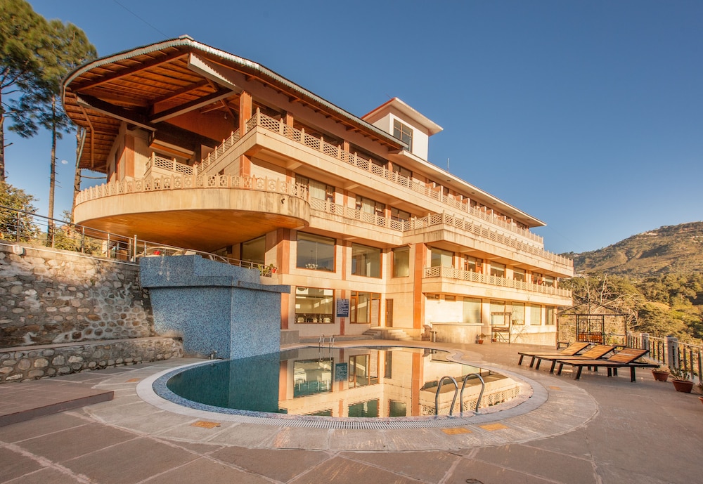 Aamod Resort