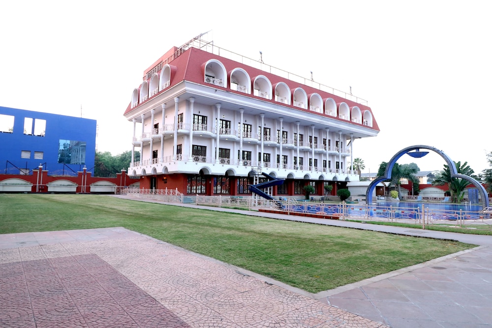 AURANGABAD GYMKHANA CLUB. 5/69