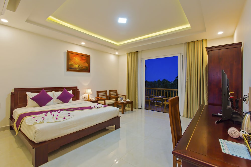 Hoi An Palmy Villa 24/62
