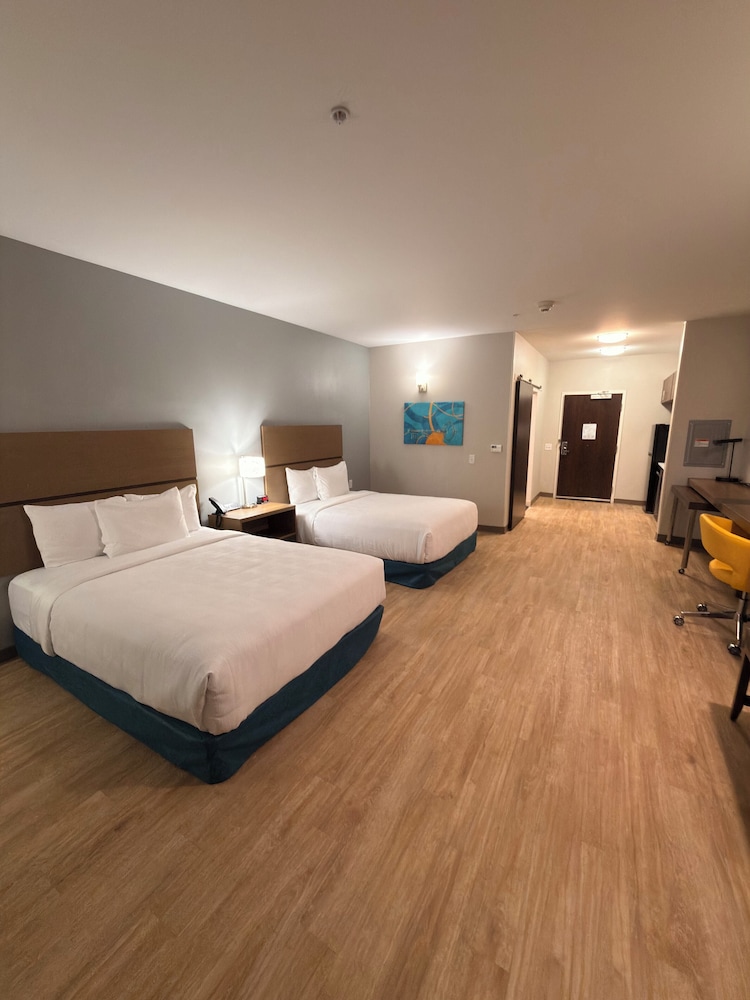 Mainstay Suites - Oklahoma City Airport 27/56