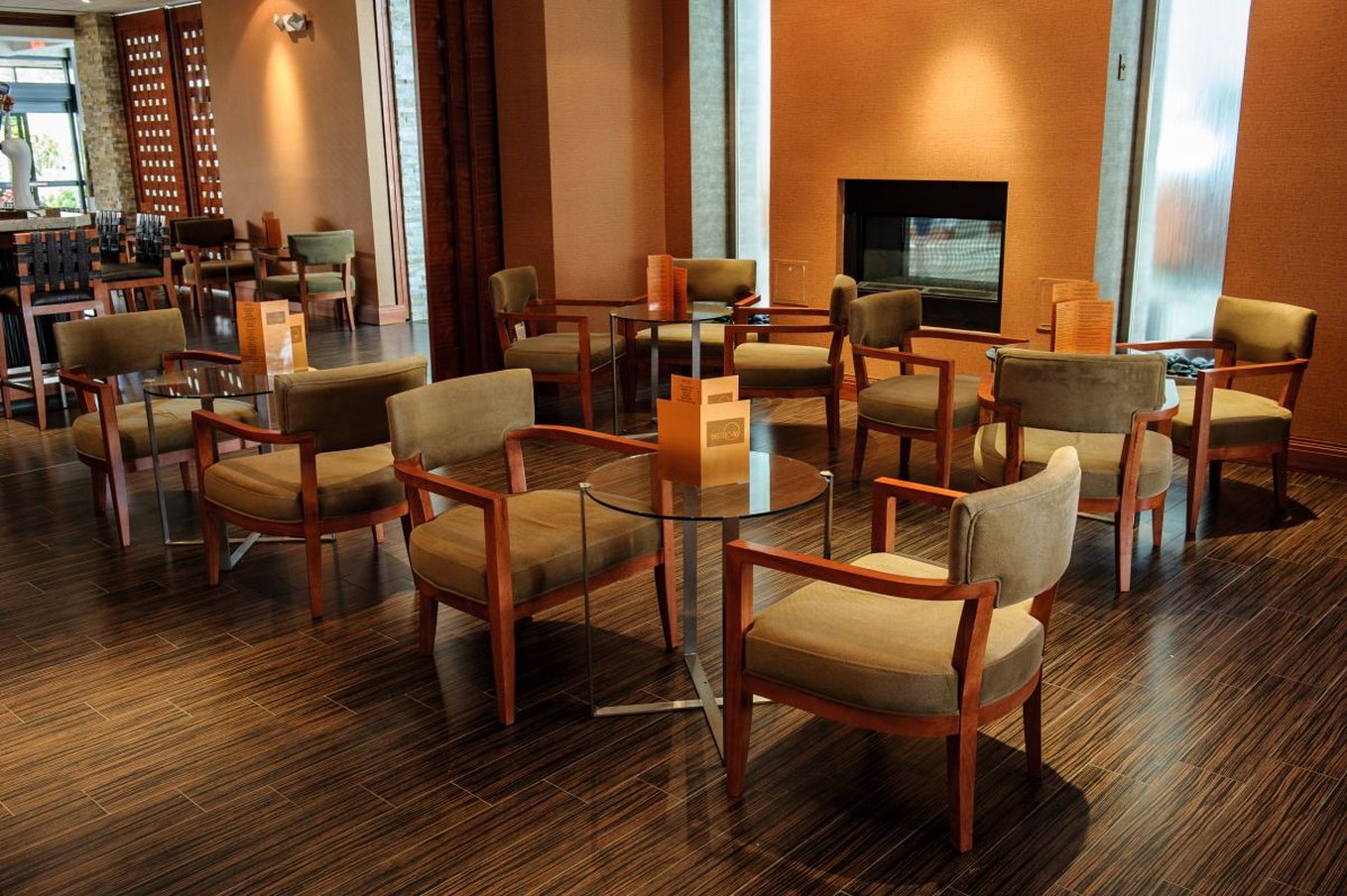Holiday Inn Plainview-Long Island 34/79