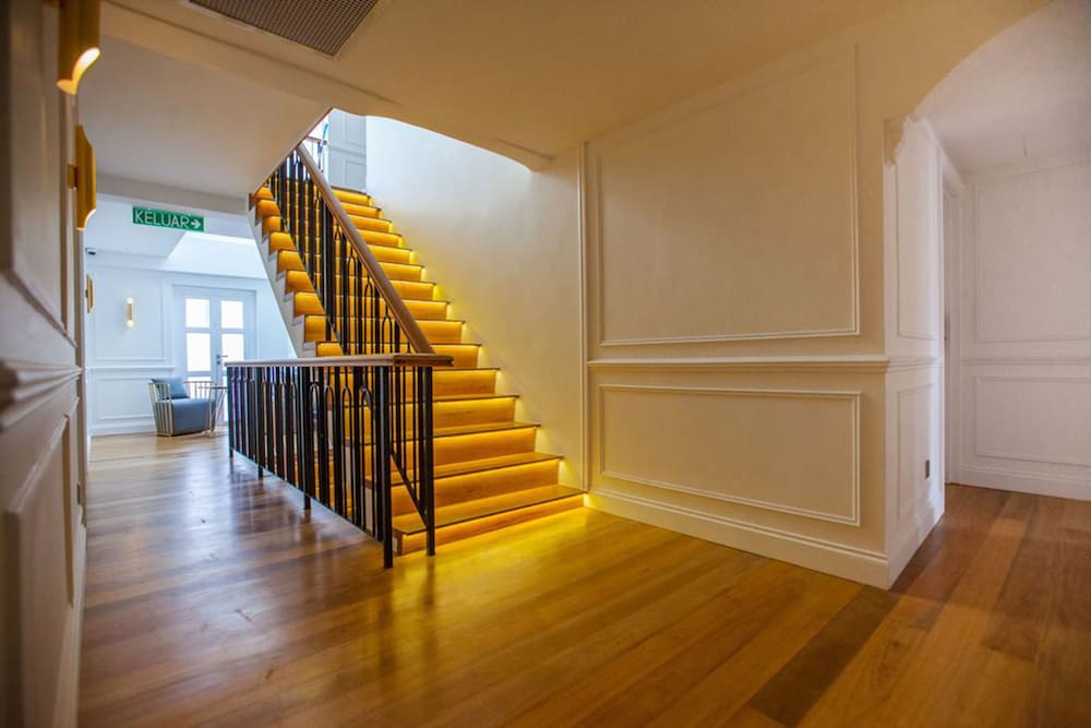White Mansion Hotel 28/50