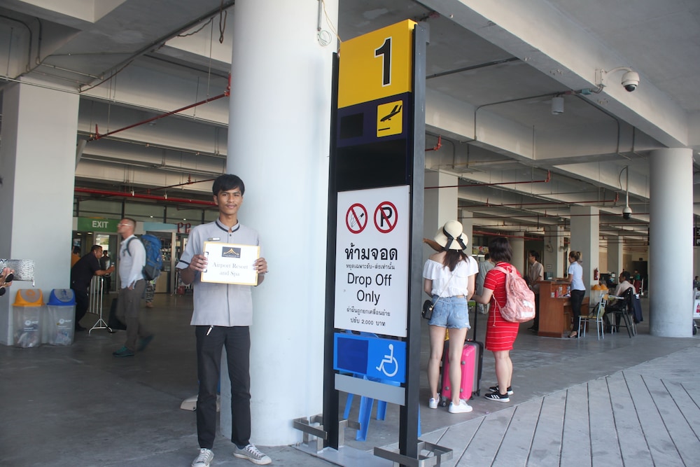 Airport Beach Hotel Phuket 7/41