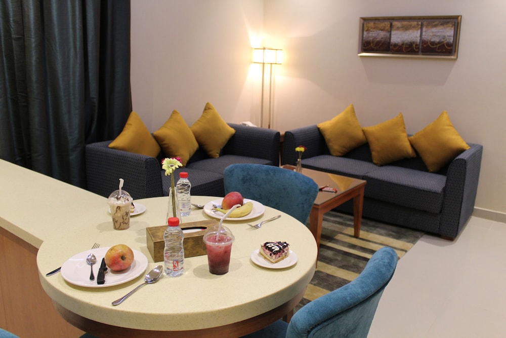 Pestana Hotel and Suites 2 45/52