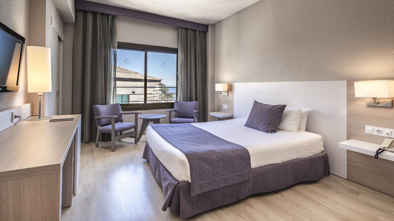 Room, Double Bed, Lateral Side Sea View