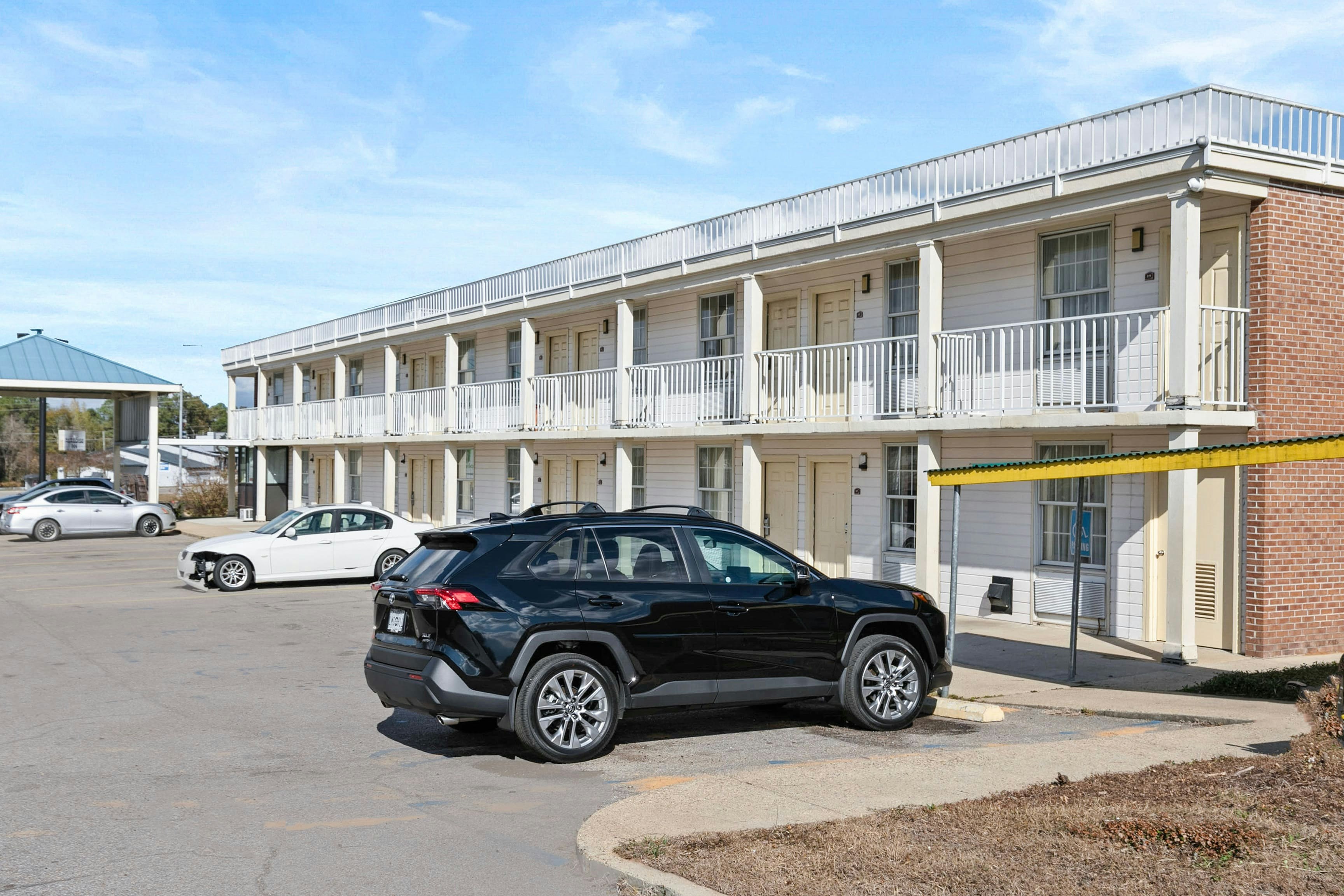 Moonlight Inn Hotel O Hattiesburg, MS 48/54