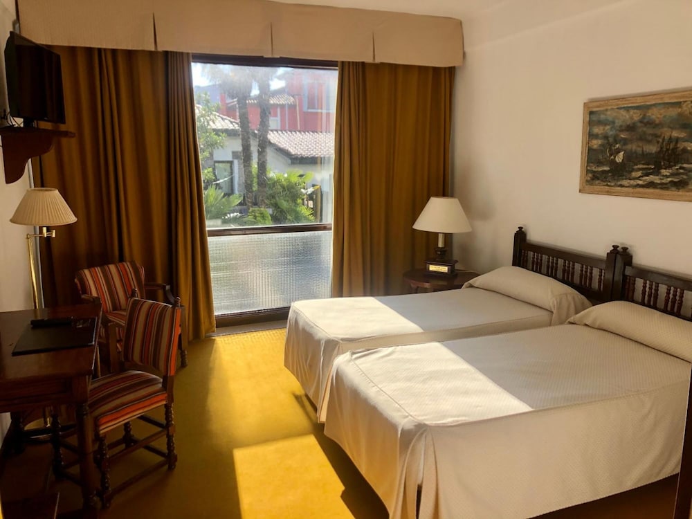 Hotel el Ancla 11/40