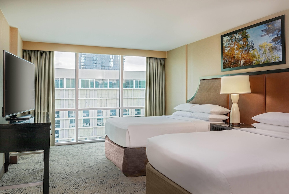 SUITE, 2 QUEEN BEDS, CORNER