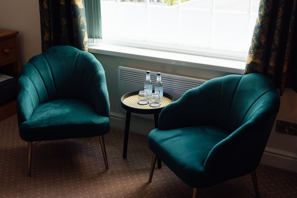 The Woodridge Inn Hotel 35/54