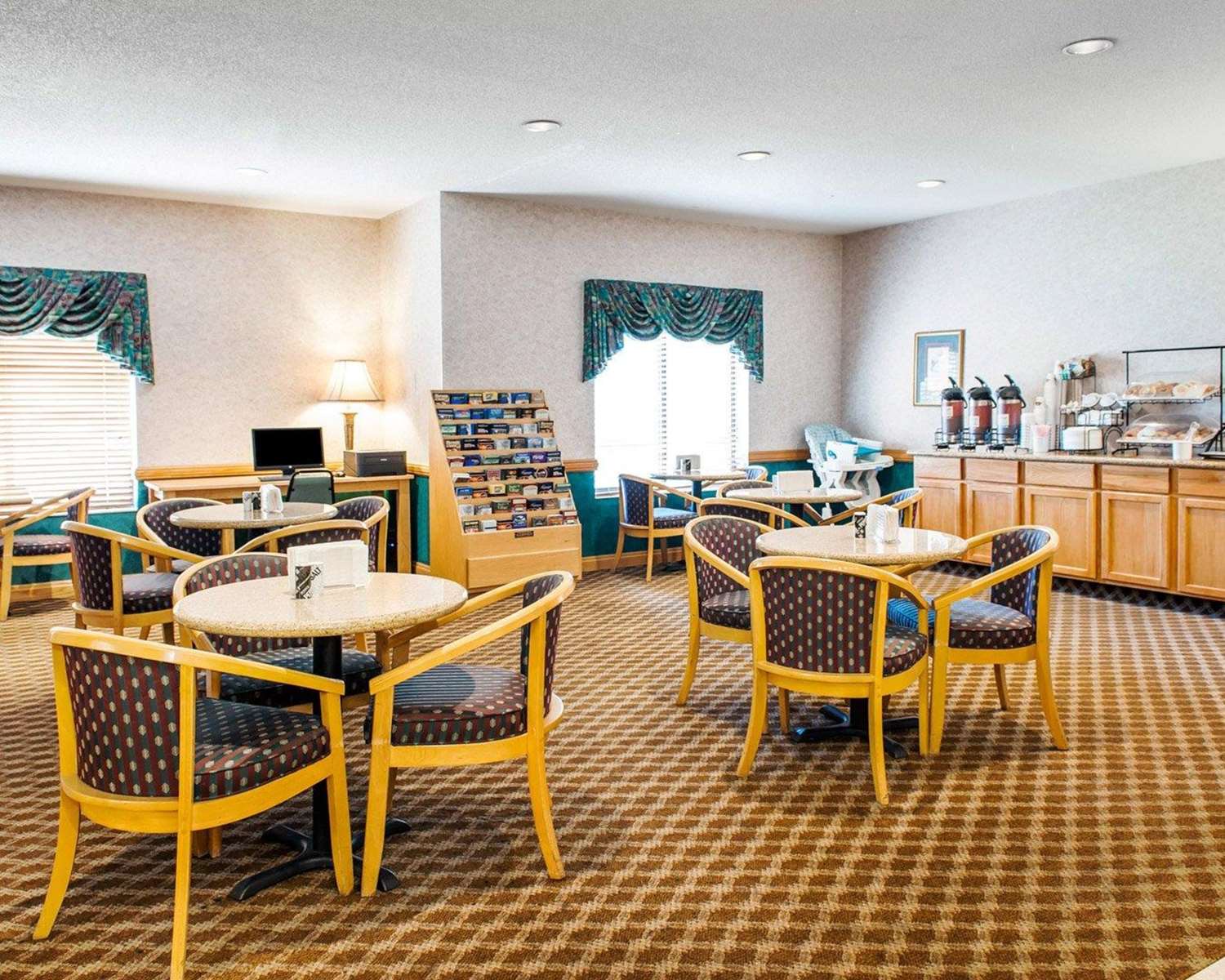 Comfort Inn Goshen, IN 33/36