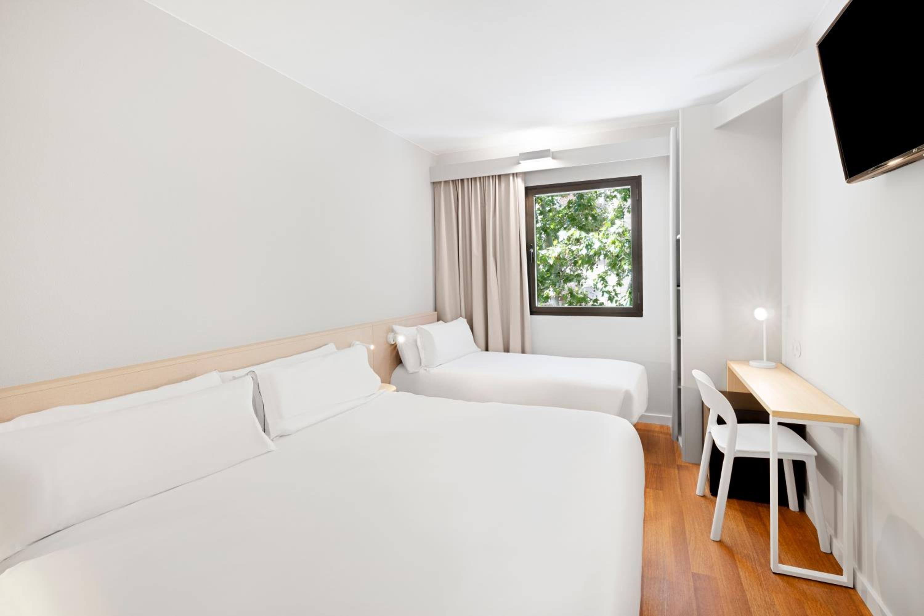 Family, 1 Double and 1 Single Bed