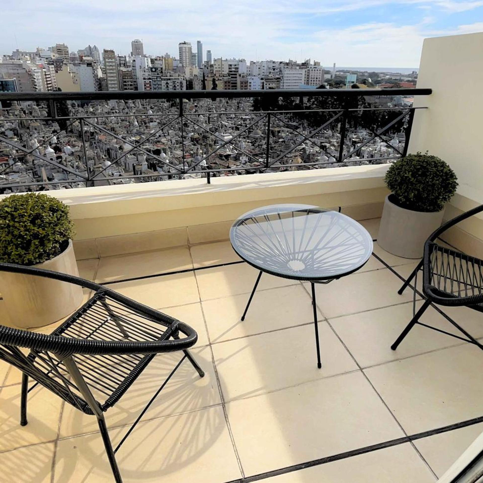 Cyan Recoleta 12/54