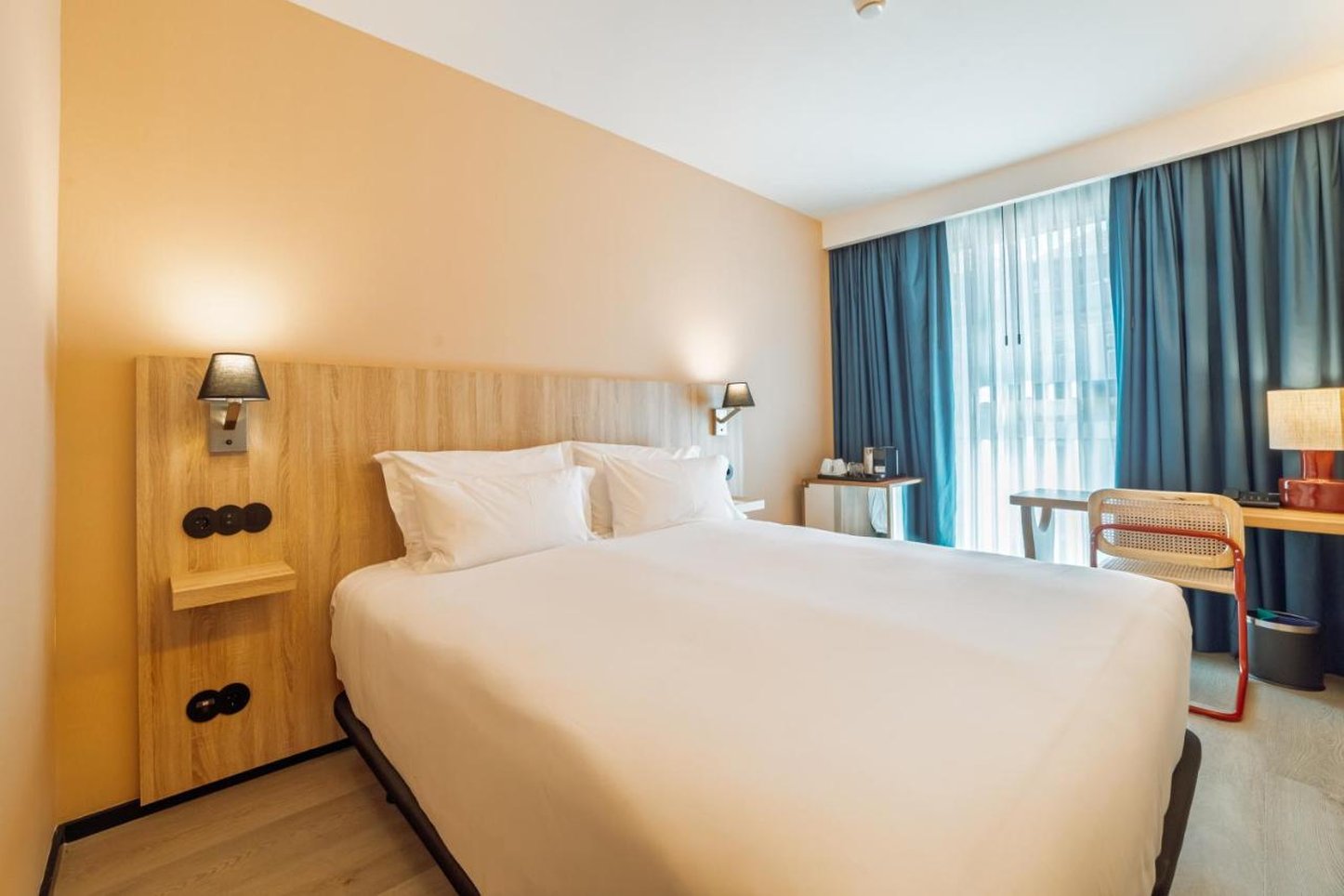 ABC HOTEL PORTO CAMPANHA 61/101