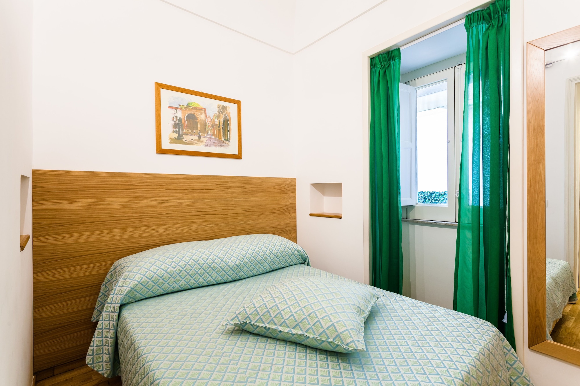 Suite, Queen Bed, Sofa