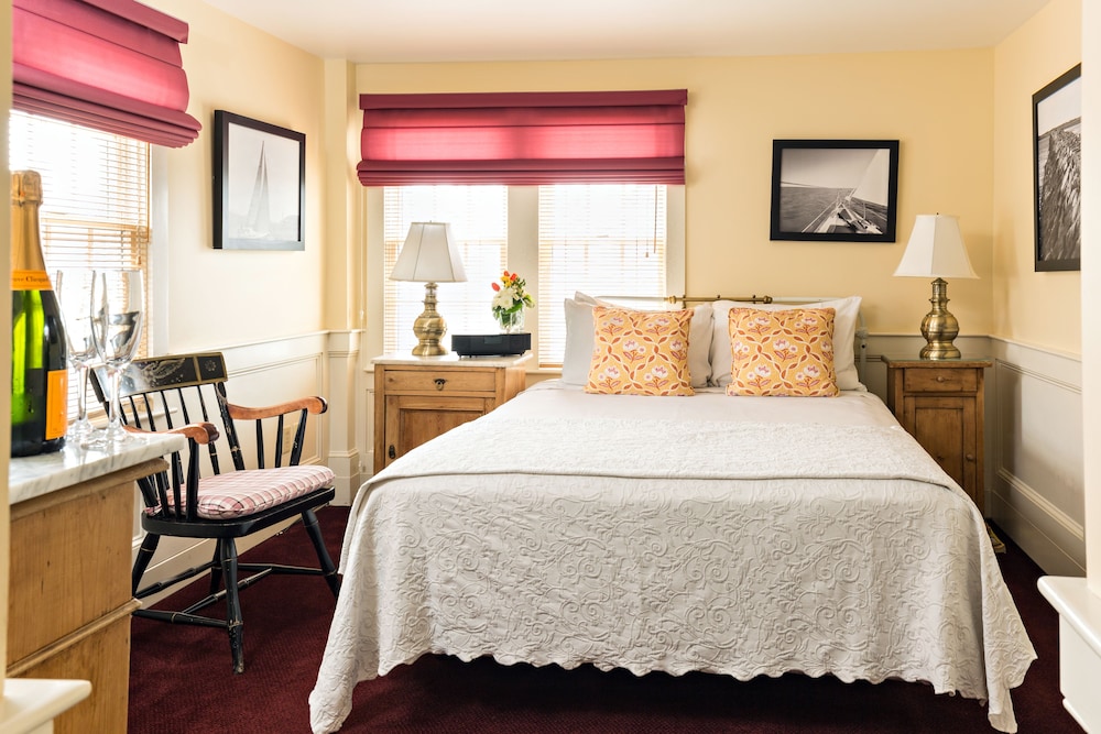 Brass Key Guesthouse - Adults Only 15/67