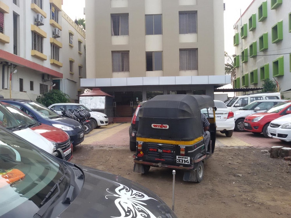 Hotel Sai Kamal 41/57