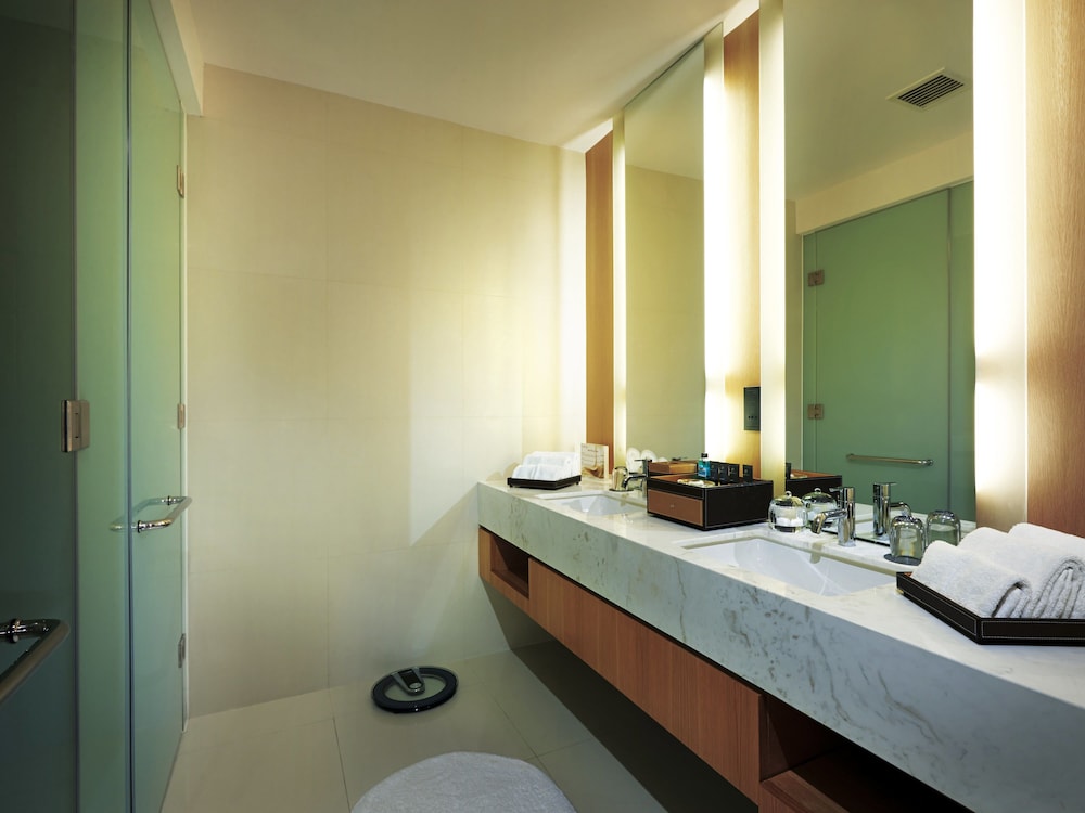 Resorts World Genting - RW Hotel (Formerly known as Highlands Hotel) 29/29