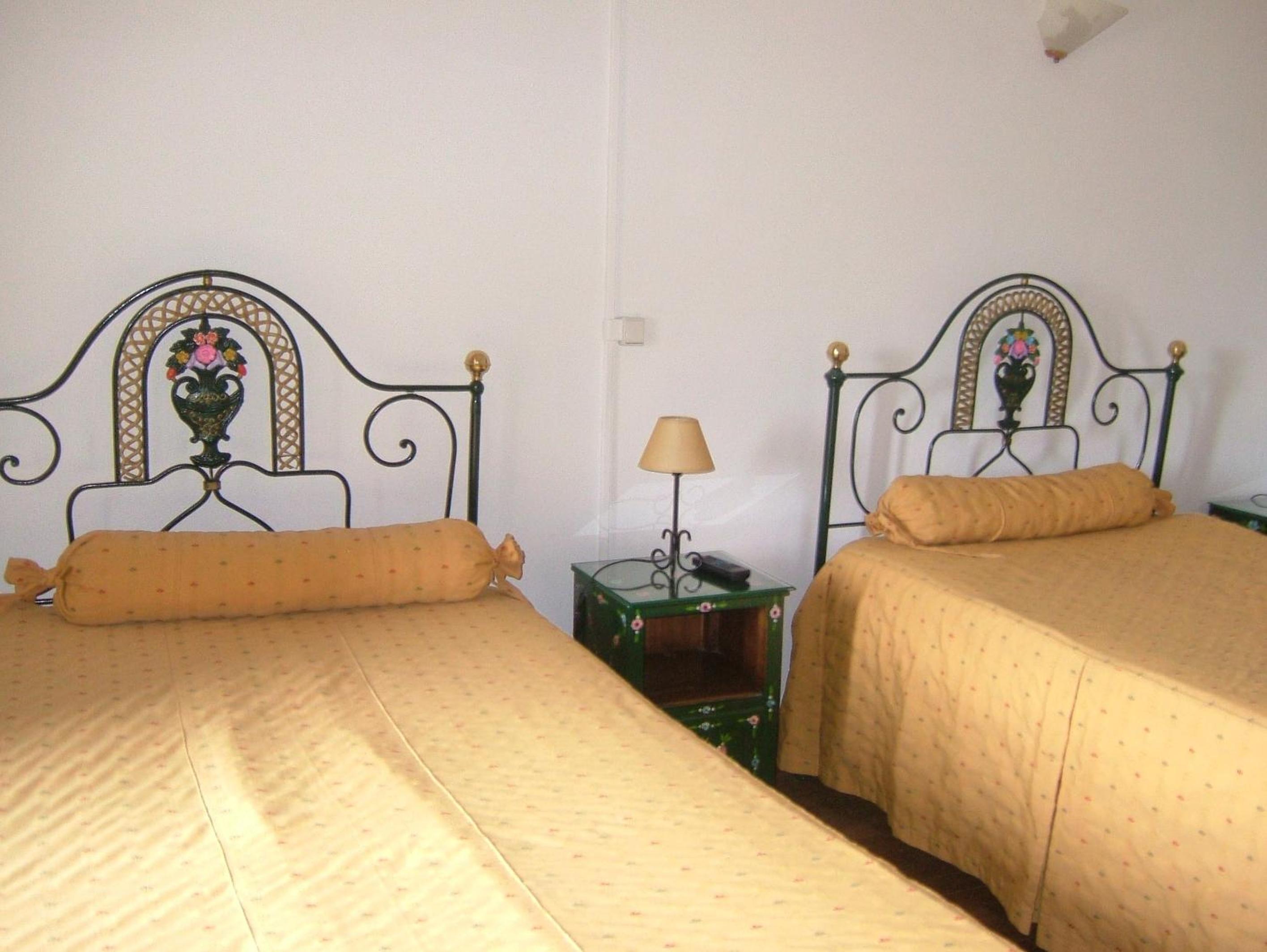 Alentejano Low Cost Hotel 17/50