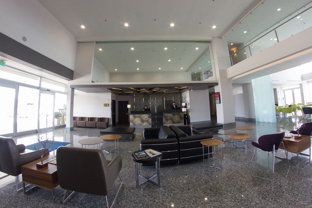 Holiday Inn Express Suites Hermosillo 33/50