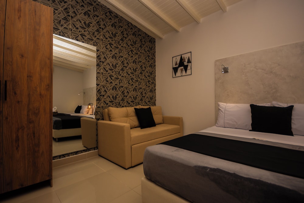 Naiot Hotel Boutique 17/38