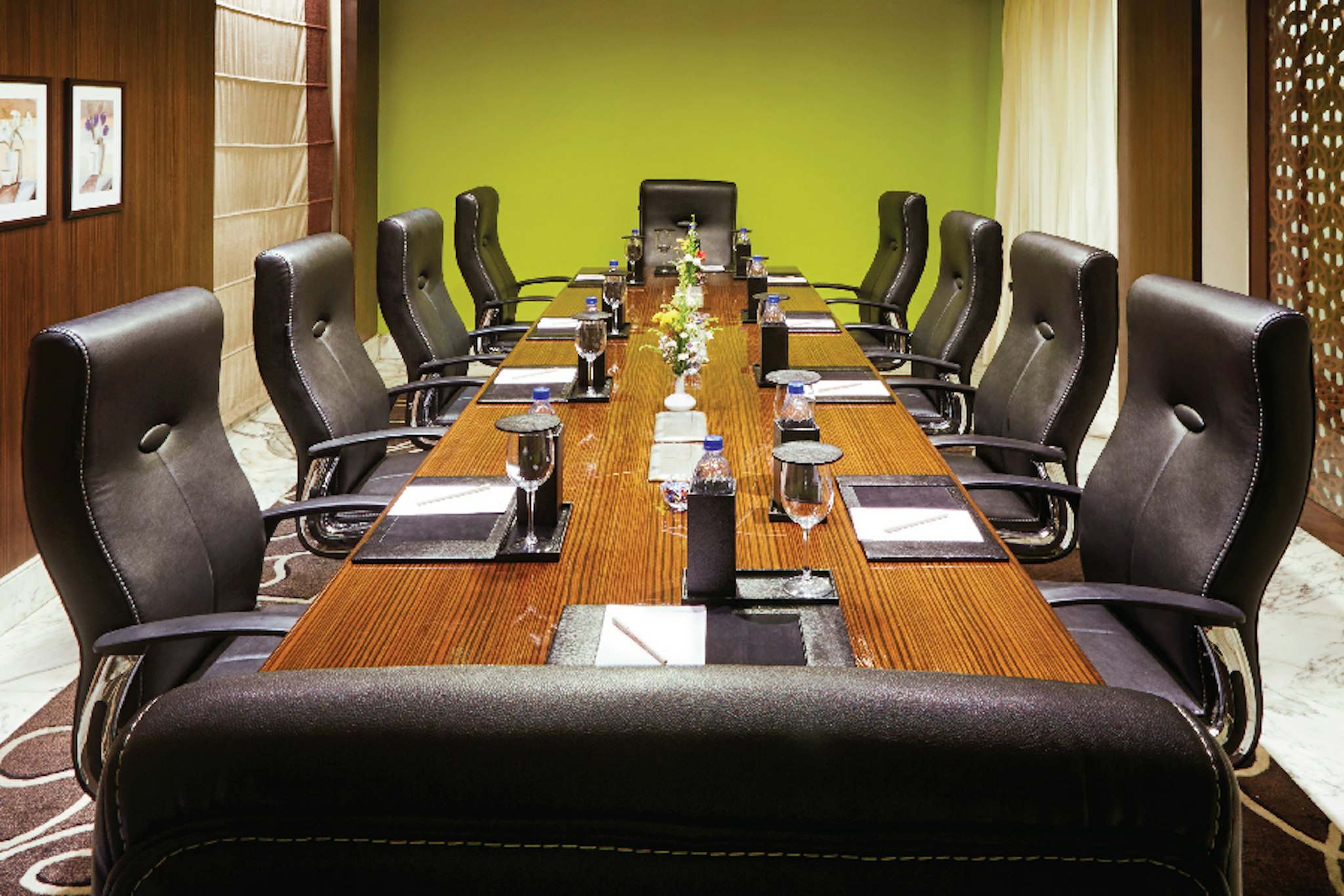 Vivanta Vijayawada MG Road (ex. The Gateway M G Road Hotel) 48/55