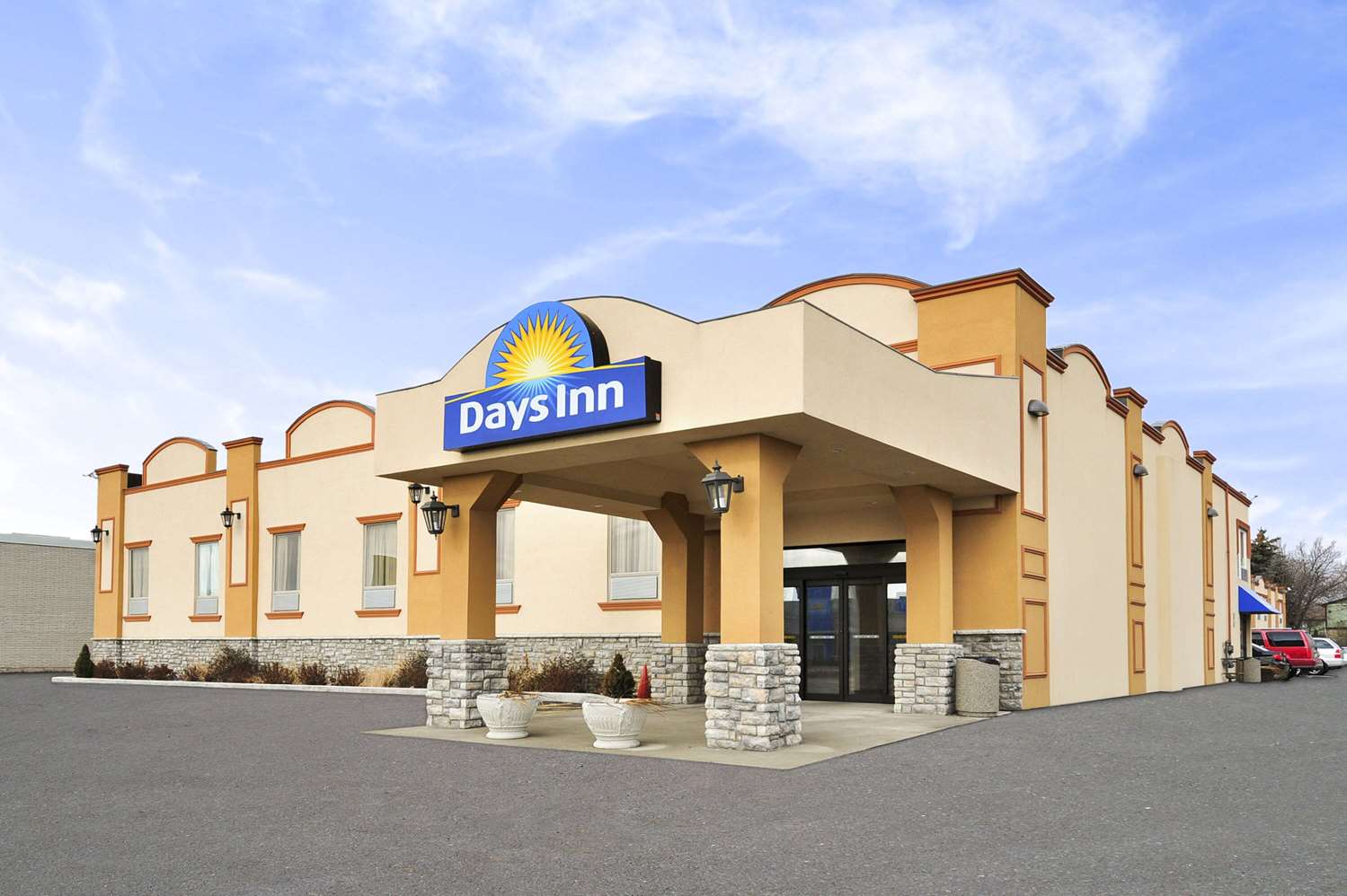 Days Inn By Wyndham Brampton 2/18