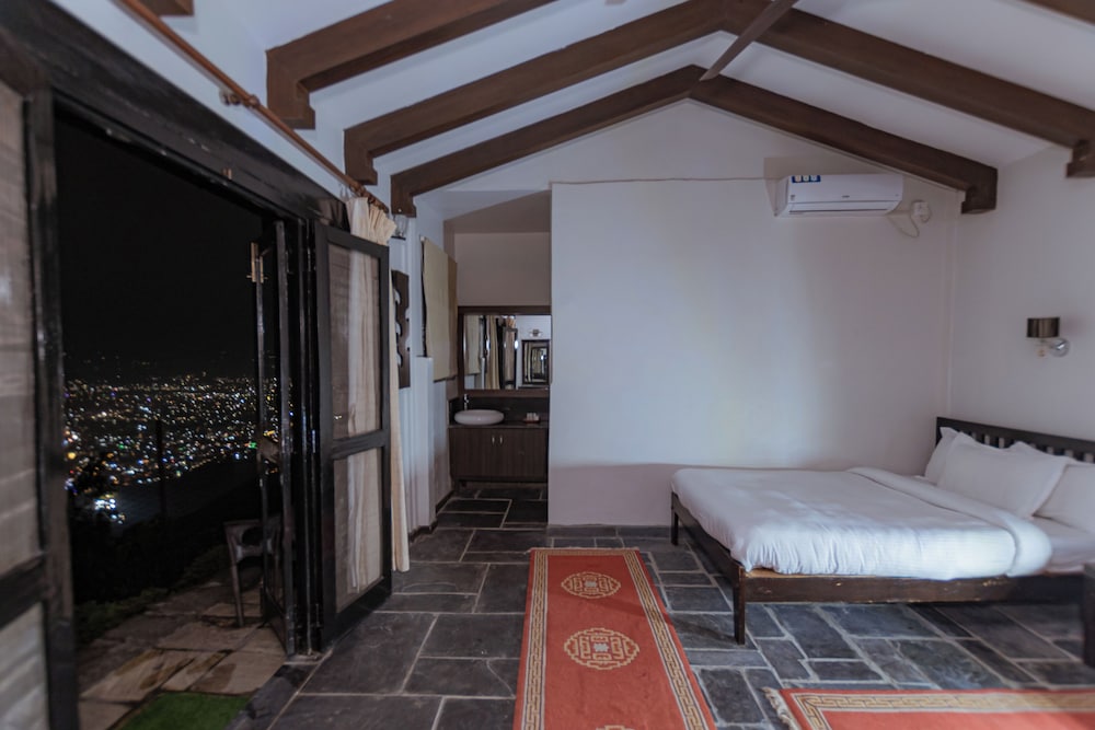 Raniban Retreat 30/69
