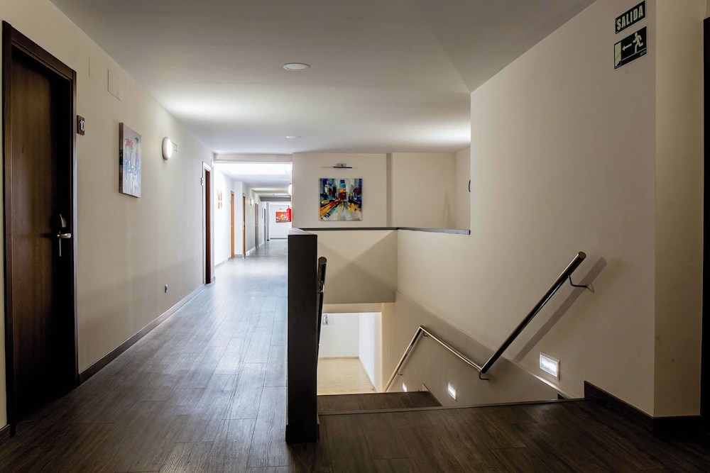 BLUESEA Dimona Suites 8/75