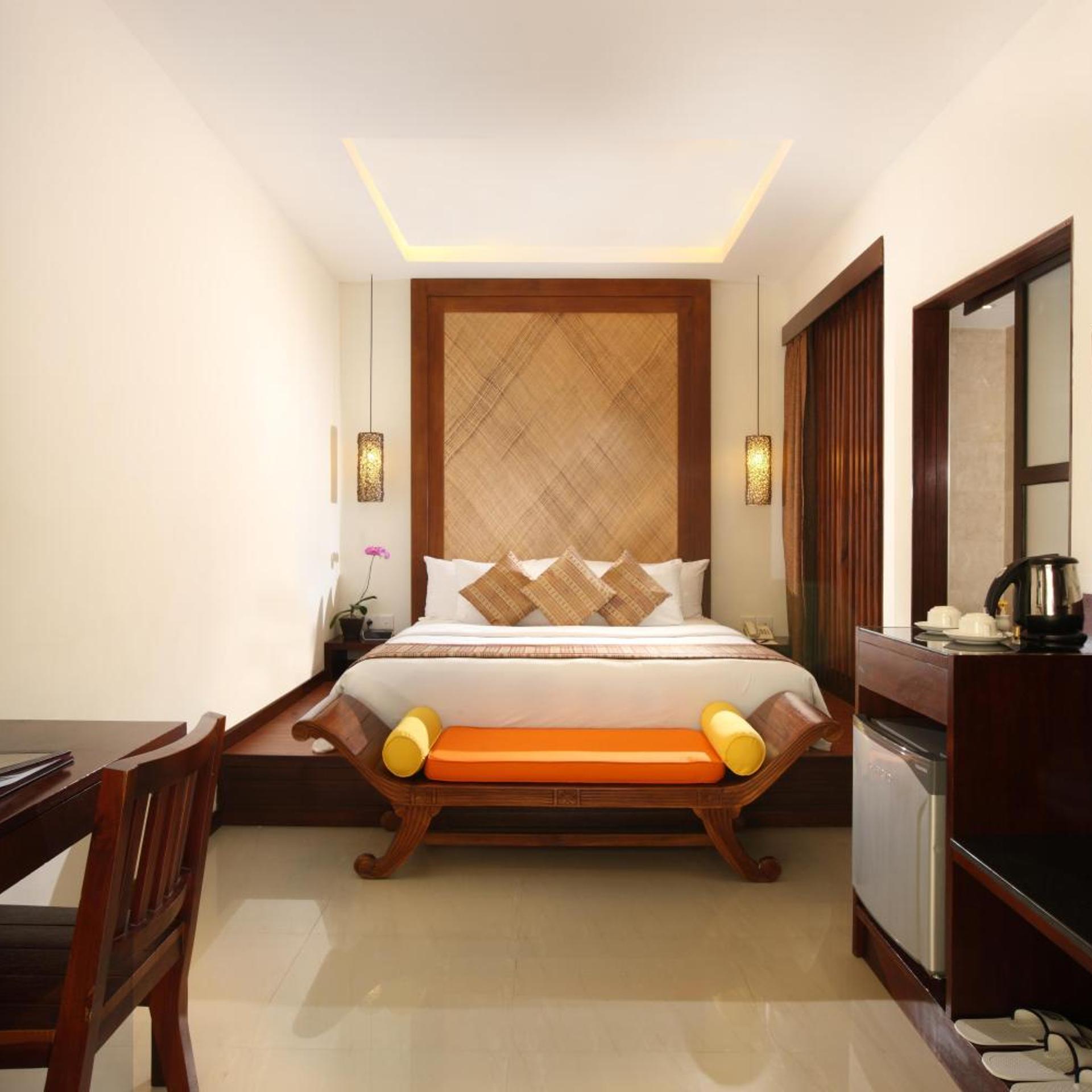 Villa, Queen Bed, Mini Pool, Smoking