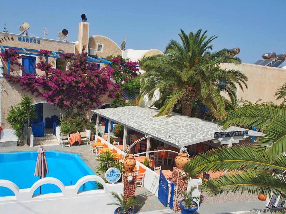 Markos Villas 42/50