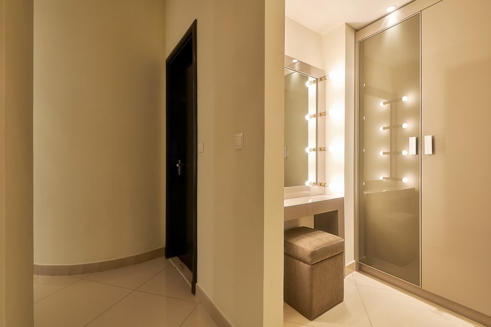 Bahi Ajman Palace Hotel 73/73