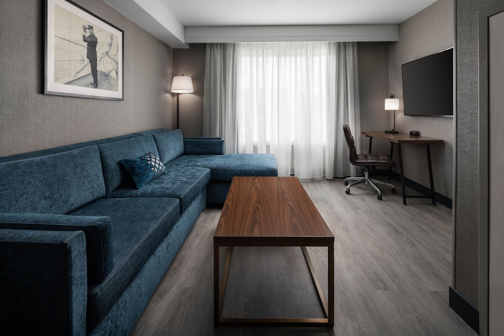 Four Points By Sheraton Hotel Suites San Francisco Airport 22/33