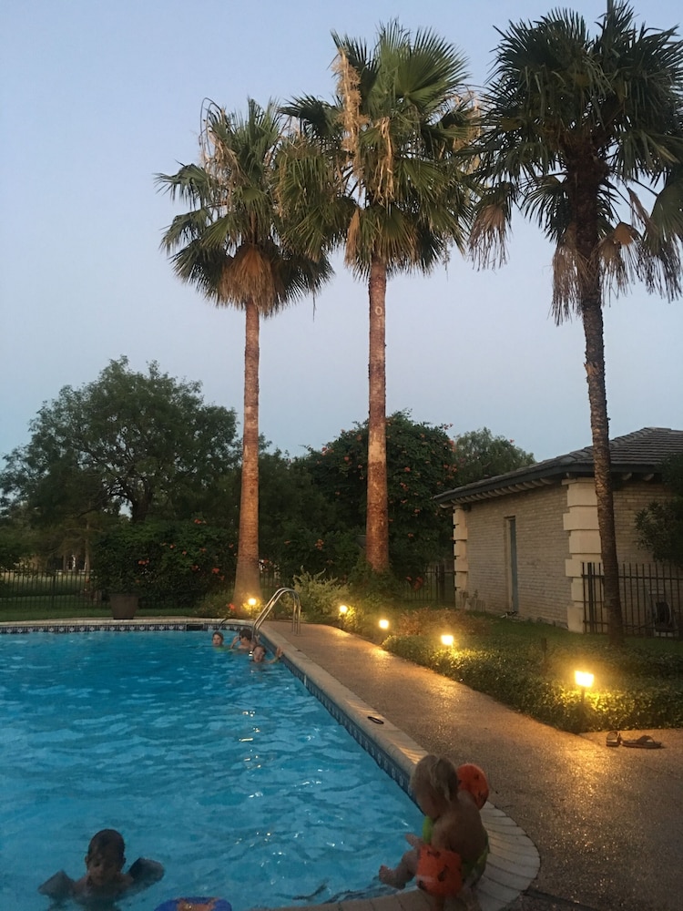 Live Oaks Bed and Breakfast 31/44