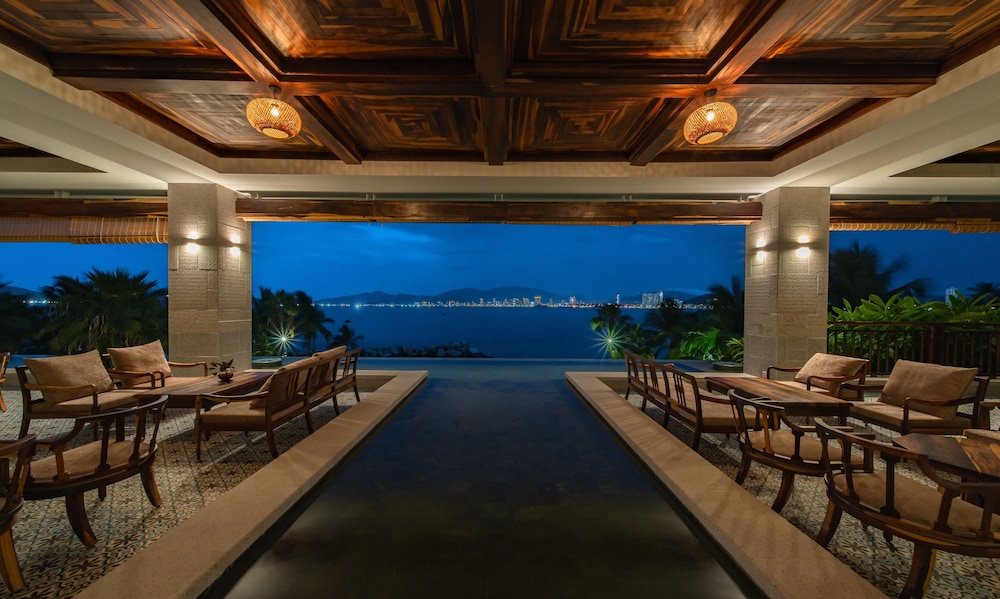 Alibu Resort 25/50