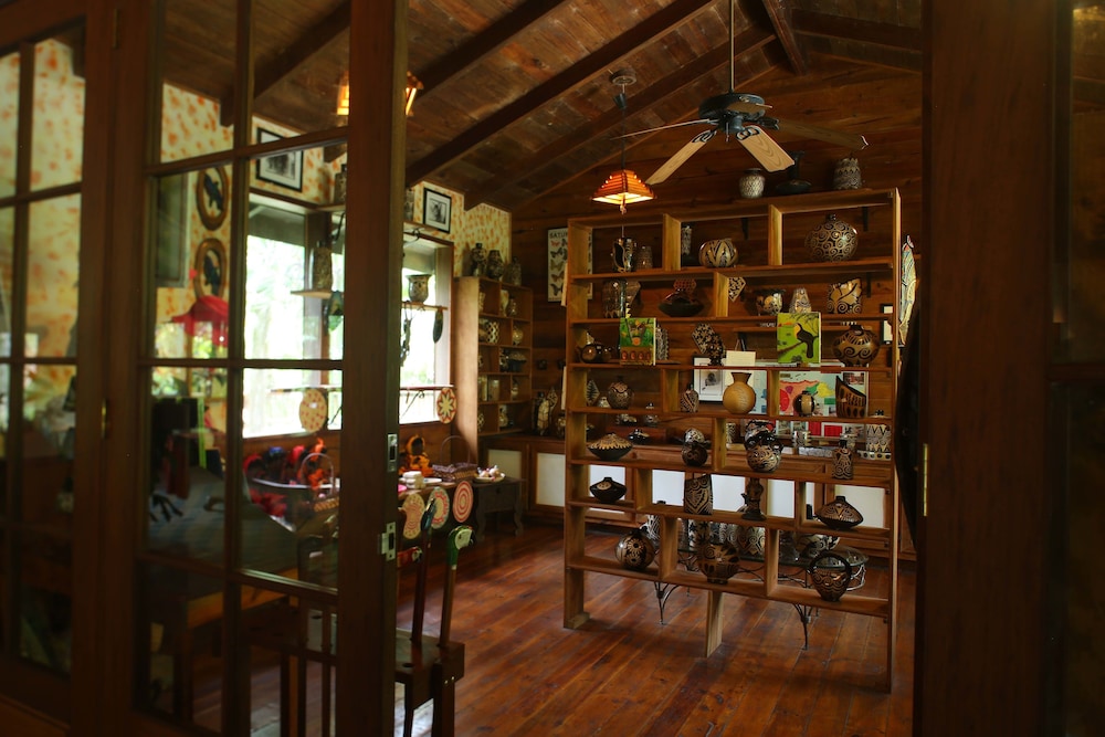 THE LODGE AT PICO BONITO 63/76