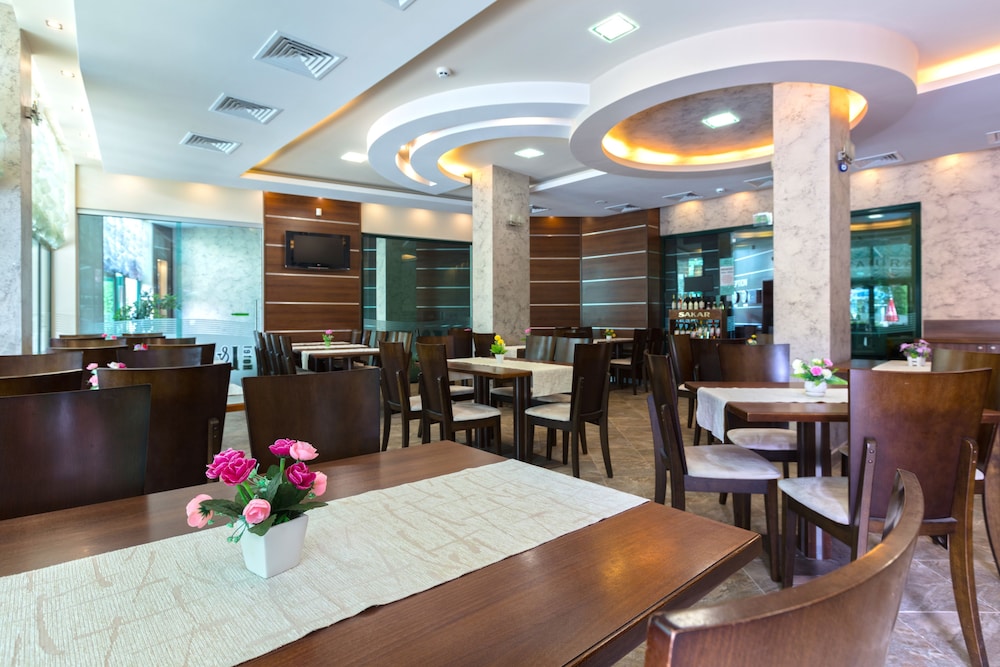 Hotel L&B Sunny Beach 37/50