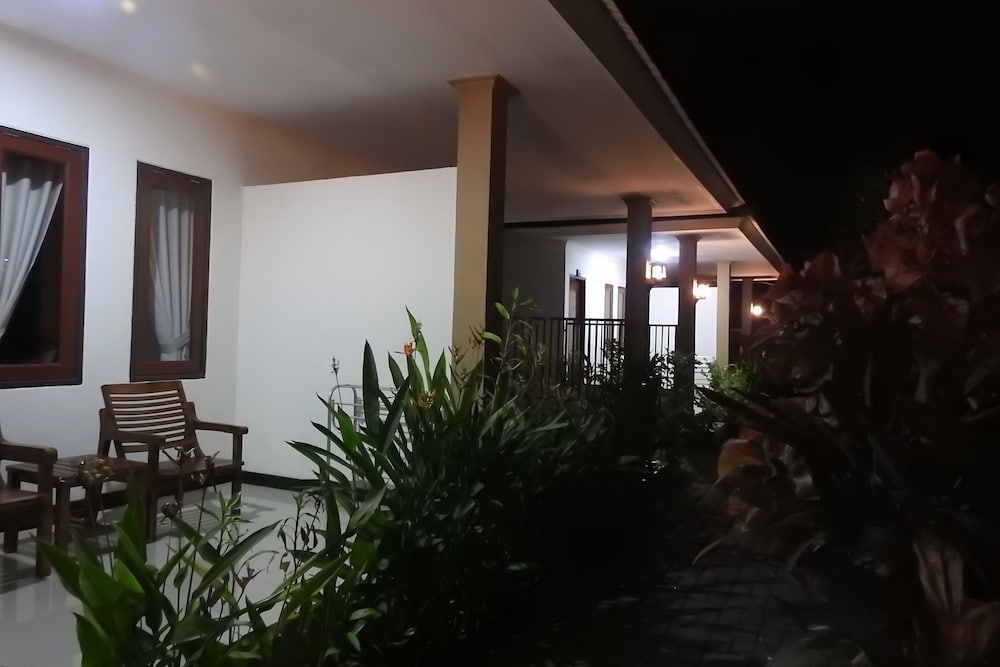 D' Batur Hotel 3/30