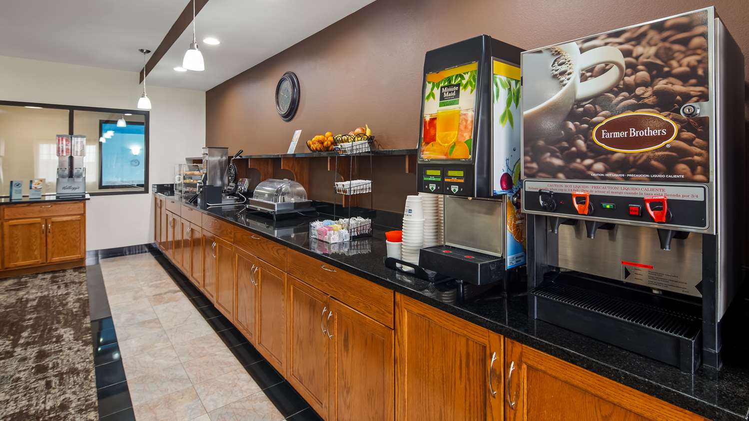 Best Western Plus Wakeeney Inn & Suites 2/7